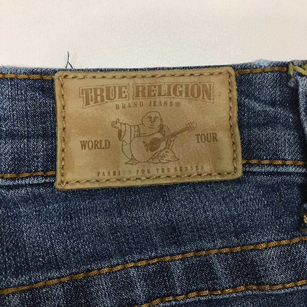 TRUE RELIGION Light/Medium Wash 5 Pocket Logo Hardware Jeans - Picture 12 of 13